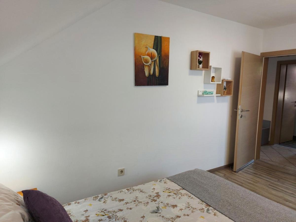 Apartment Andrea سوملجاناك المظهر الخارجي الصورة