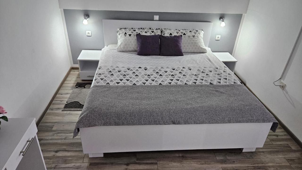 Apartment Andrea سوملجاناك المظهر الخارجي الصورة