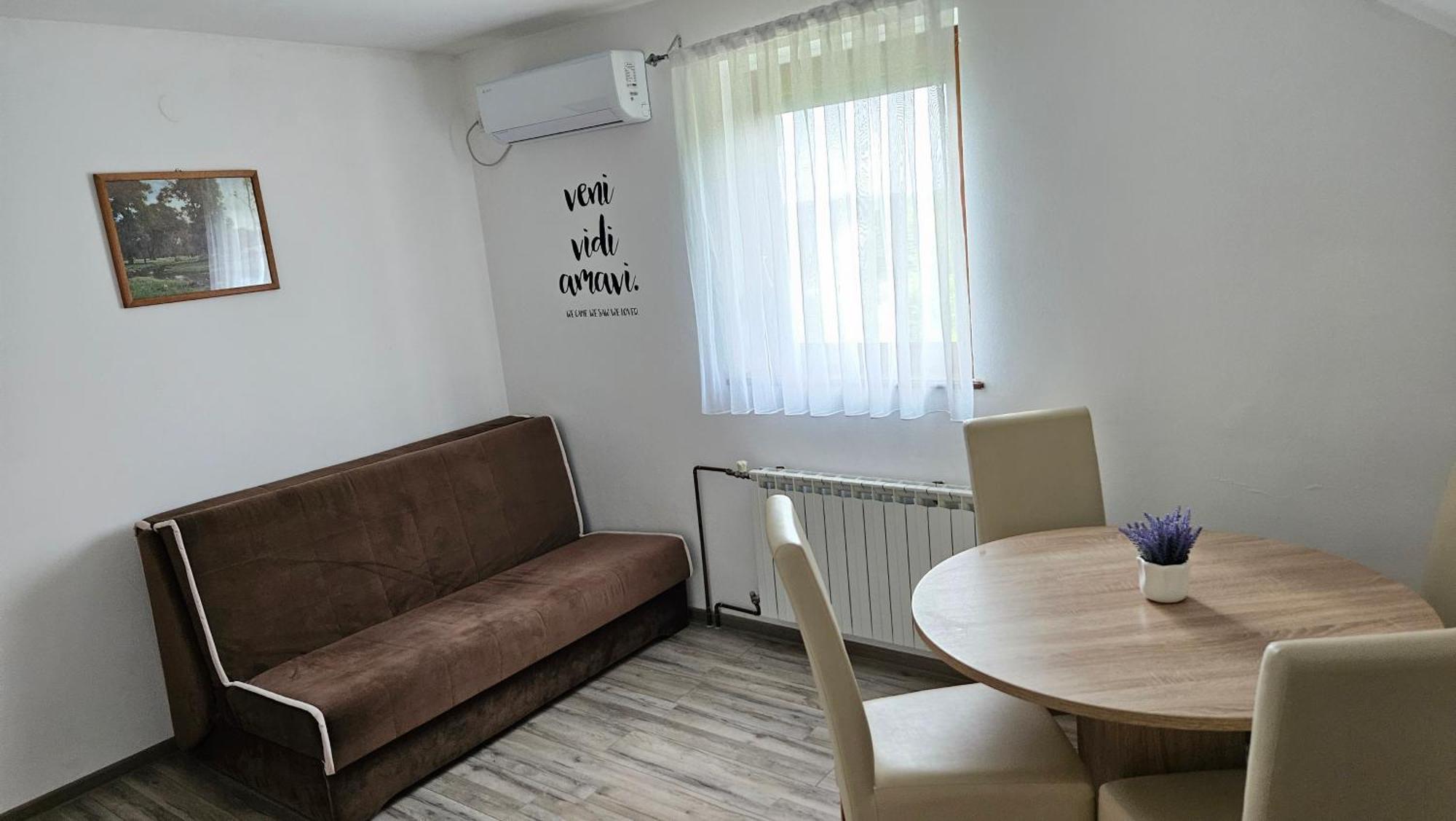 Apartment Andrea سوملجاناك المظهر الخارجي الصورة